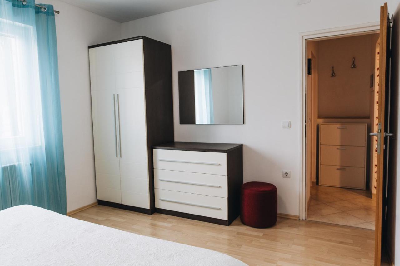 Stay In The Heart Of Porec - 50M To The Beach Екстер'єр фото