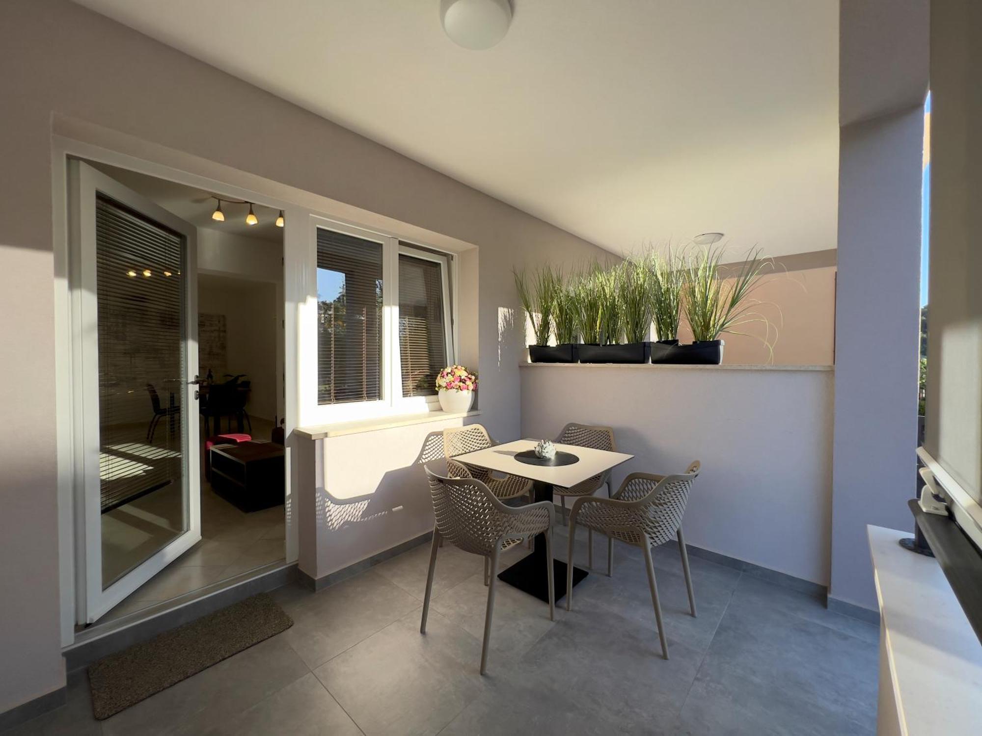 Stay In The Heart Of Porec - 50M To The Beach Екстер'єр фото